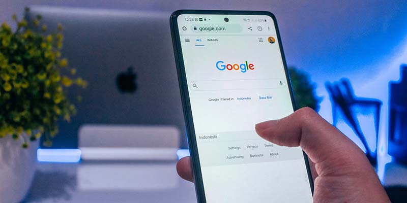 From Keywords to Autonomy: The Rise of Agentic Search